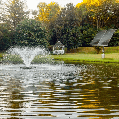 SCOTT AERATOR DA-20 1/2 HP Solar Display Aerator - On Water Display with the Solar Panel on the Grass