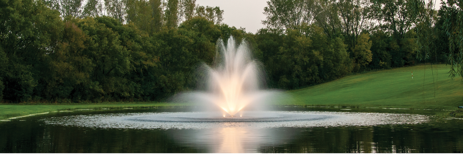 Kasco J Series Fountain with the Balsam Spray Nozzle - Kasco J Series vs. VFX Series Fountains