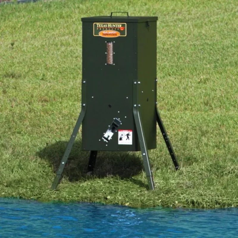 Texas Hunter Fish Feeder - 70 lbs unit with adjustable legs close up view