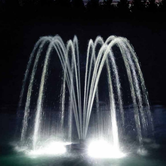 Metro Nozzle for Aqua Control Evolution Series 1/2 HP Fountain - Spray Pattern with Led Light at Night