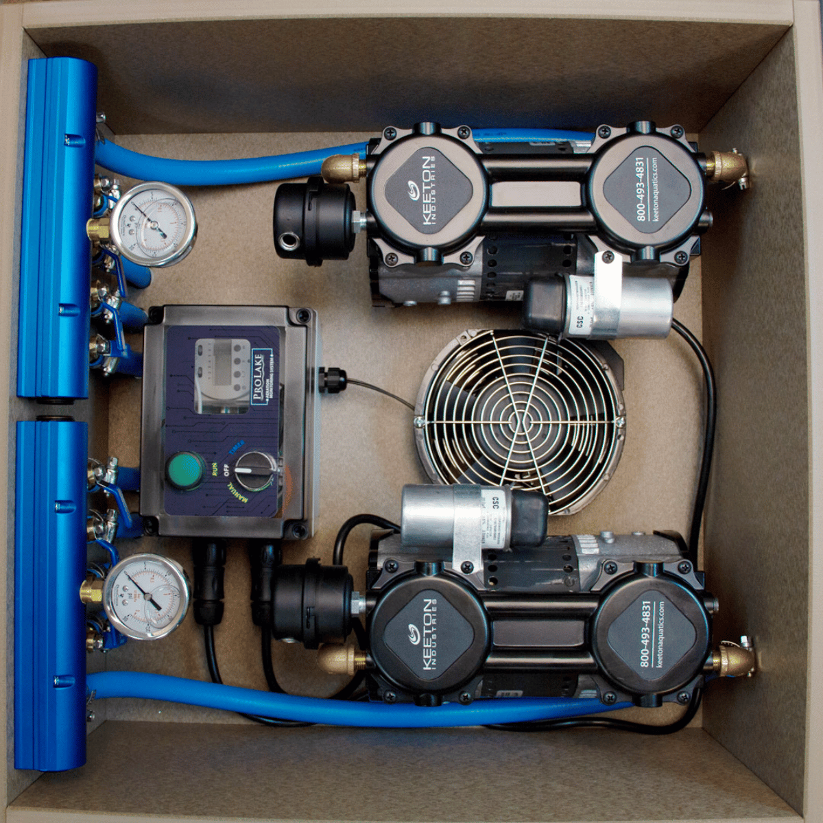 PROLAKE 2.5 Aeration System - Cabinet Internal View with the Compressor